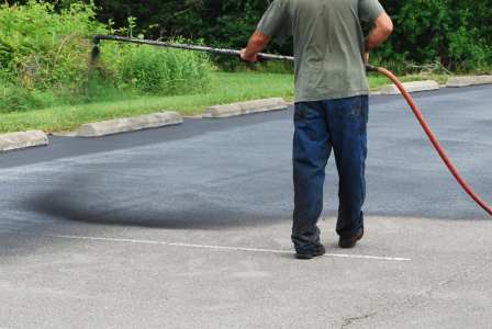 Asphalt sealcoating by RiverCity Paving LLC